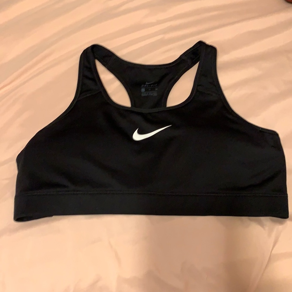 Nike dri-fit sports bra
